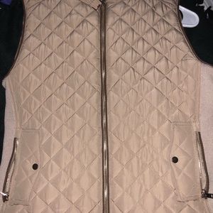 Women’s daytrip vest